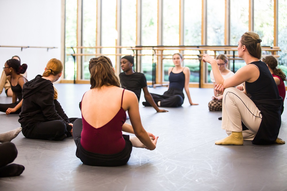 Hannah Kidd working with Pre[Pare] students at Rambert School on their Rambert Grades work.
