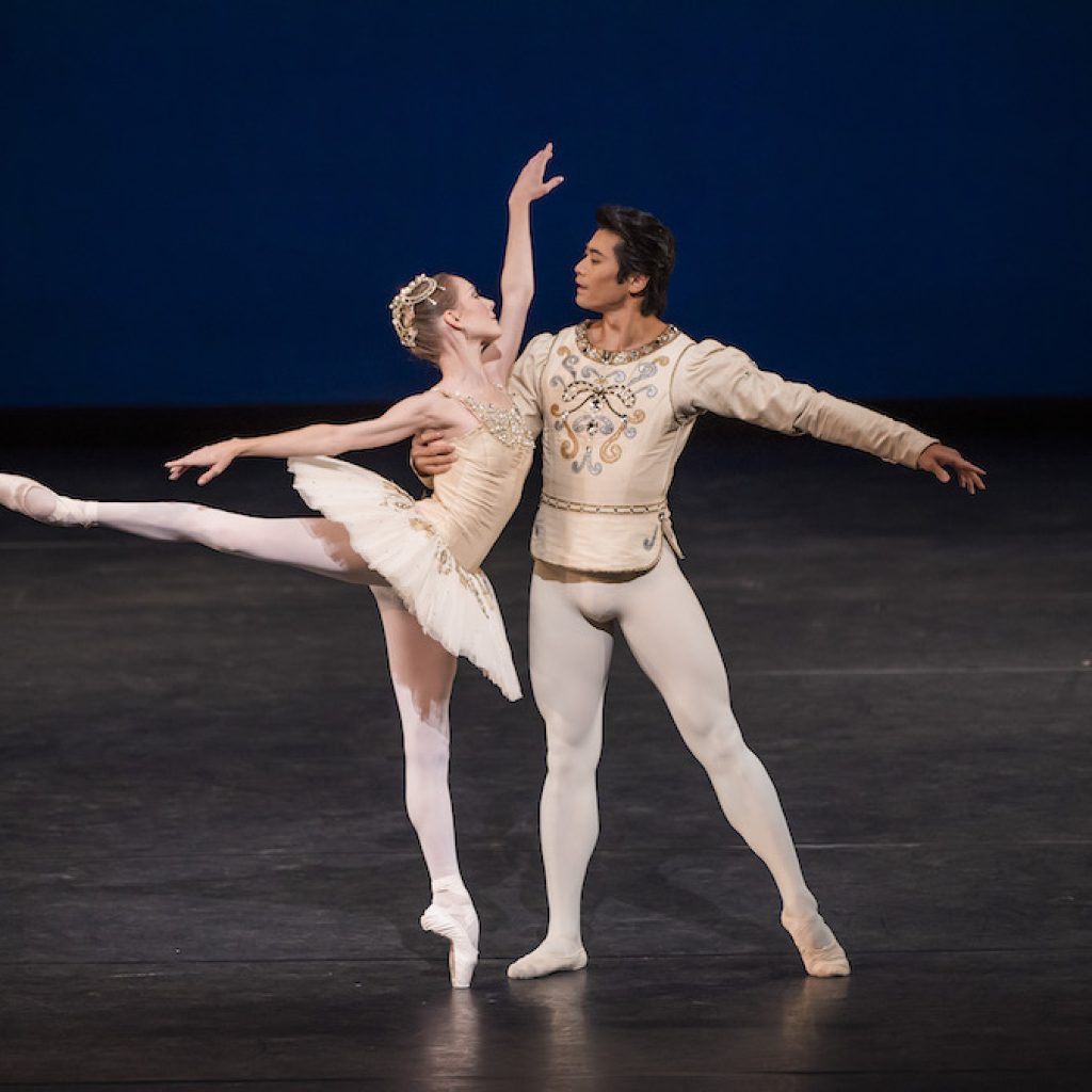 The Royal Ballet's Ryoichi Hirano and Sarah Lamb in 'Diamonds'. Photo by Tristram Kenton ROH.