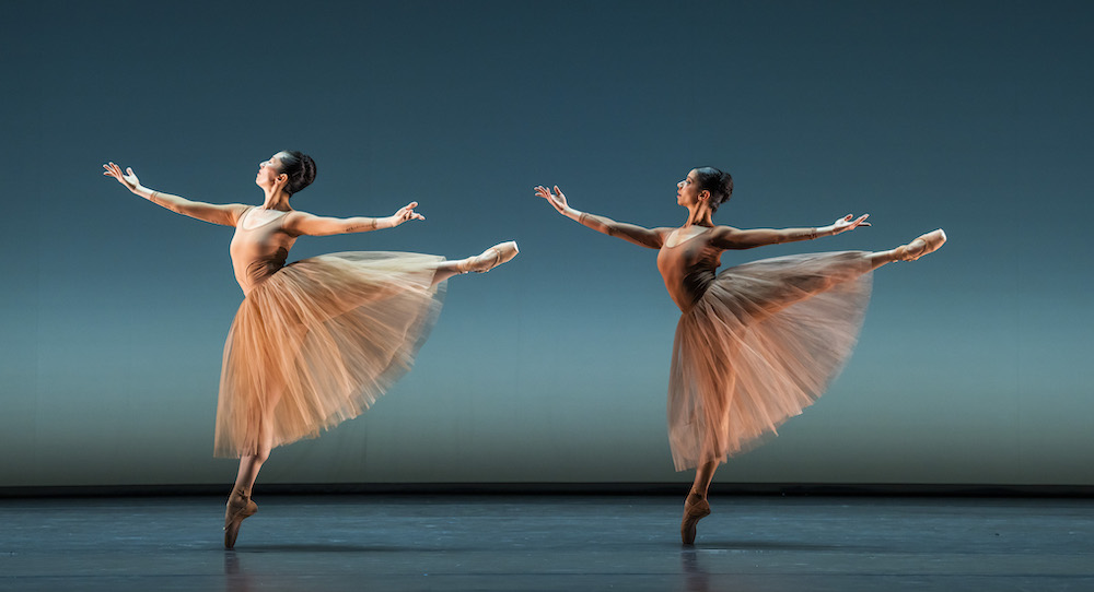 Birmingham Royal Ballet performs 'Interlinked,' choreography by Juliano Nunes. Photo by Tristram Kenton.