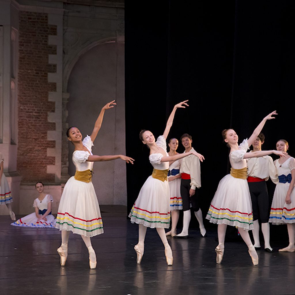 The Royal Ballet School in 'Napoli'. Photo by Rachel Cherry.