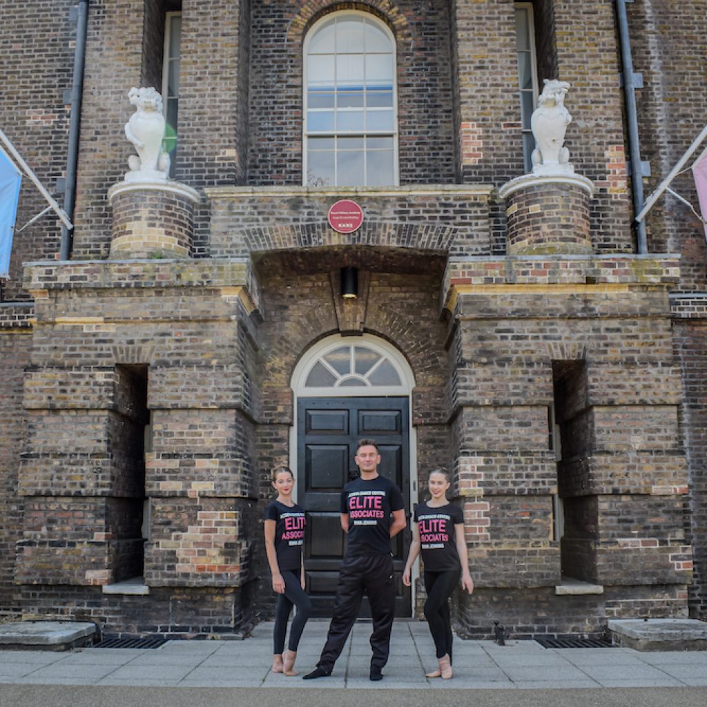 Elite Associates Programme. Photo courtesy of Acosta Dance Centre.