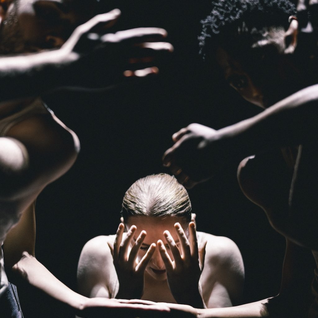 NDT in 'Figures in Extinction'. Photo by Rahi Rezvani.
