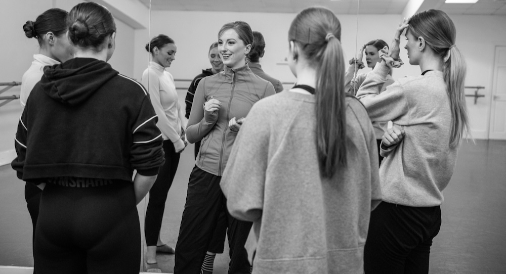Anna Morgan (center). Photo by Tony Pullen.