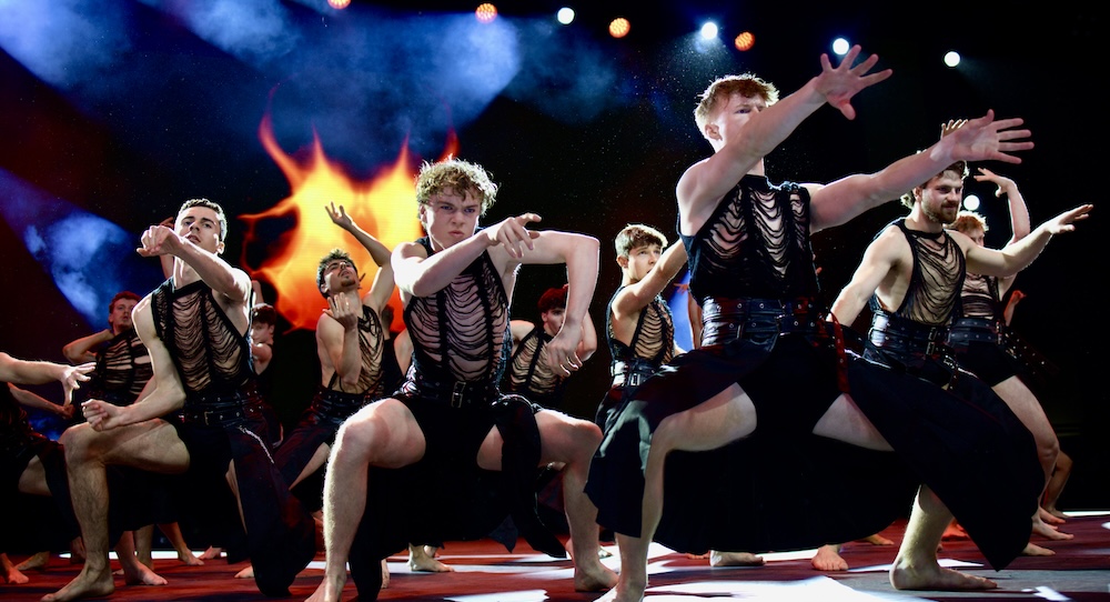 BIRD College perform at MOVE IT 2026.