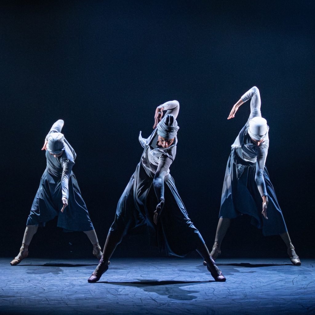 Cassa Pancho's Ballet Black in 'Ingoma,' choreographed by Mthuthuzeli November. Photography by ASH. 